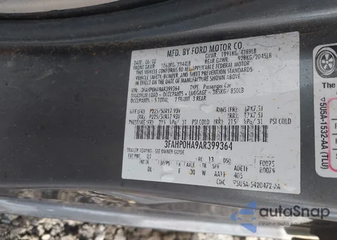 2010 Ford Fusion Se z USA, uszkodzony, nr VIN 3FAHP0HA9AR399364